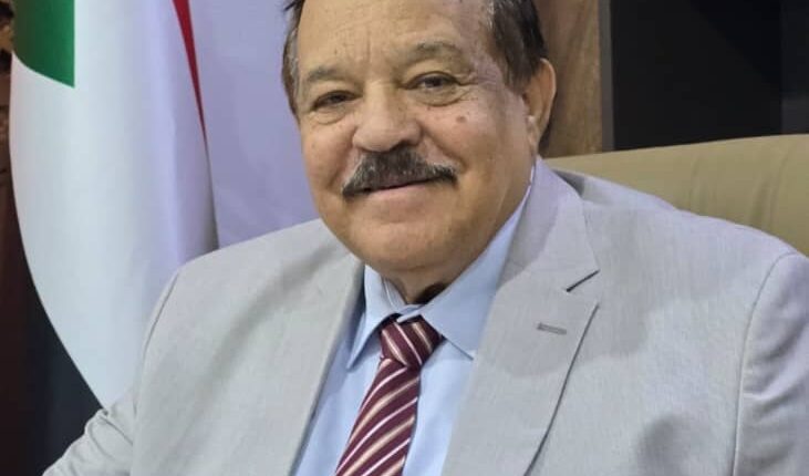 وزير الخارجية الدكتور على يوسف